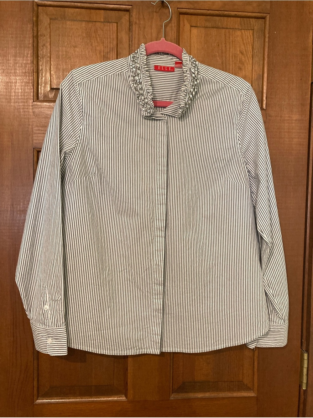 ELLE Button Up Jewel Embellished collar blouse size 16